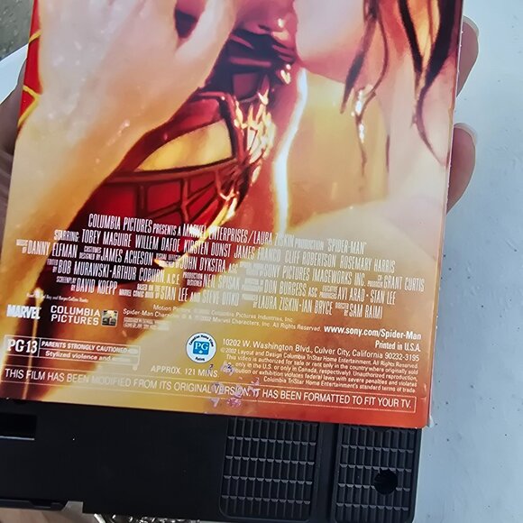 Spiderman VHS Tape & Cover Tobey Maguire, Kirsten Dunst PG 13 Marvel, 2002 - Picture 7 of 8